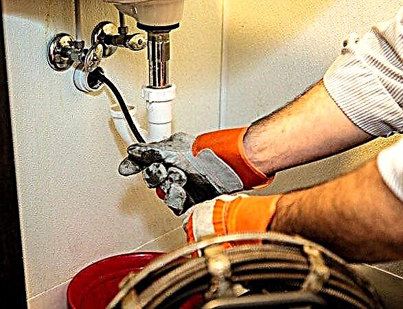 How to eliminate clogging in pipes at home: the best means and methods of cleaning