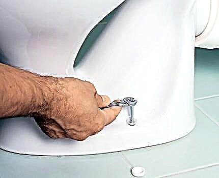 So entfernen Sie eine alte Toilette: Ein Überblick über die Technologie zum Abbau alter Rohrleitungen