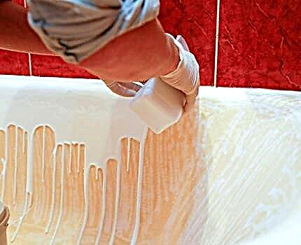 Liquid acrylic bathtub restoration: DIY enamel coating repair